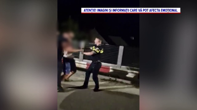 Polițiștii au tras focuri în aer după ce au fost atacați de doi bărbați, într-o comună din Bacău. De la ce a pornit scandalul