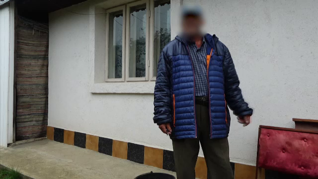 Caz șocant în Neamț. Un individ de 21 de ani a intrat peste doi pensionari în casă, i-a bătut, iar pe femeie a violat-o