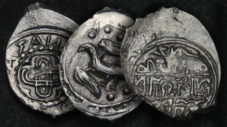 Peste 2.600 de monede de argint, descoperite după aproape 600 de ani, în Rusia. Cu ele puteai cumpăra două case