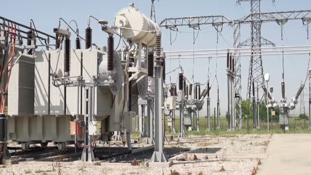 În premieră, un mare consumator de energie a fost plătit pentru că și-a redus consumul. Cum funcționează mecanismul