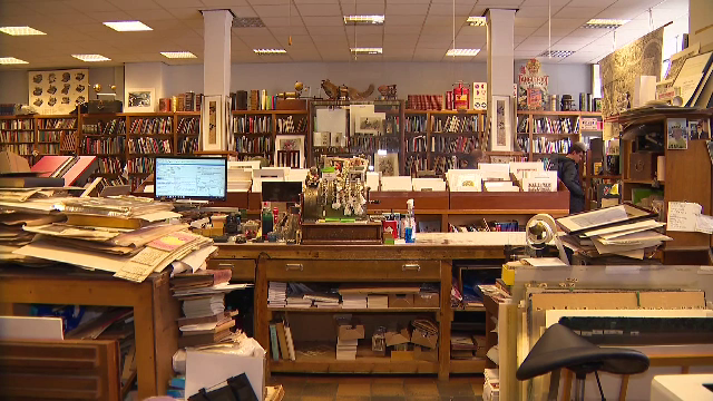 800.000 de cărți, comandate dintr-un anticariat din Amsterdam. Afacerea surprinzătoare care implică inteligența artificială