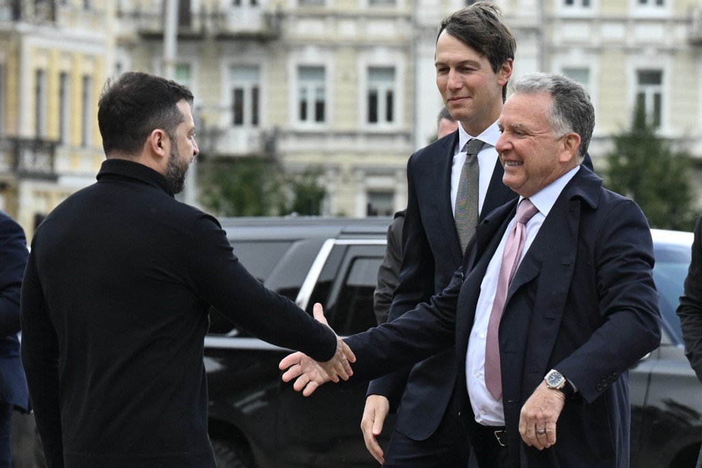 Witkoff şi Kushner, emisarii lui Trump, au ajuns la Kiev, după vizita de la Moscova