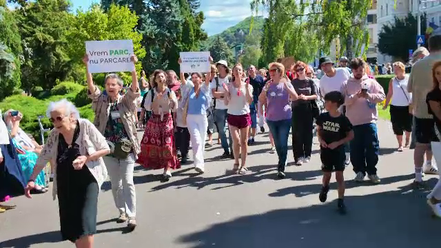 Protest la Brașov, împotriva locurilor de parcare sub Parcul Central. „Suntem foarte revoltați”