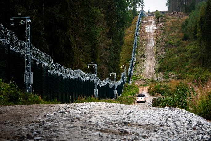 Finlanda a inaugurat un gard de 200 de kilometri pe granița cu Rusia: ”Nu știm ce ne aduce ziua de mâine”. Cât a costat