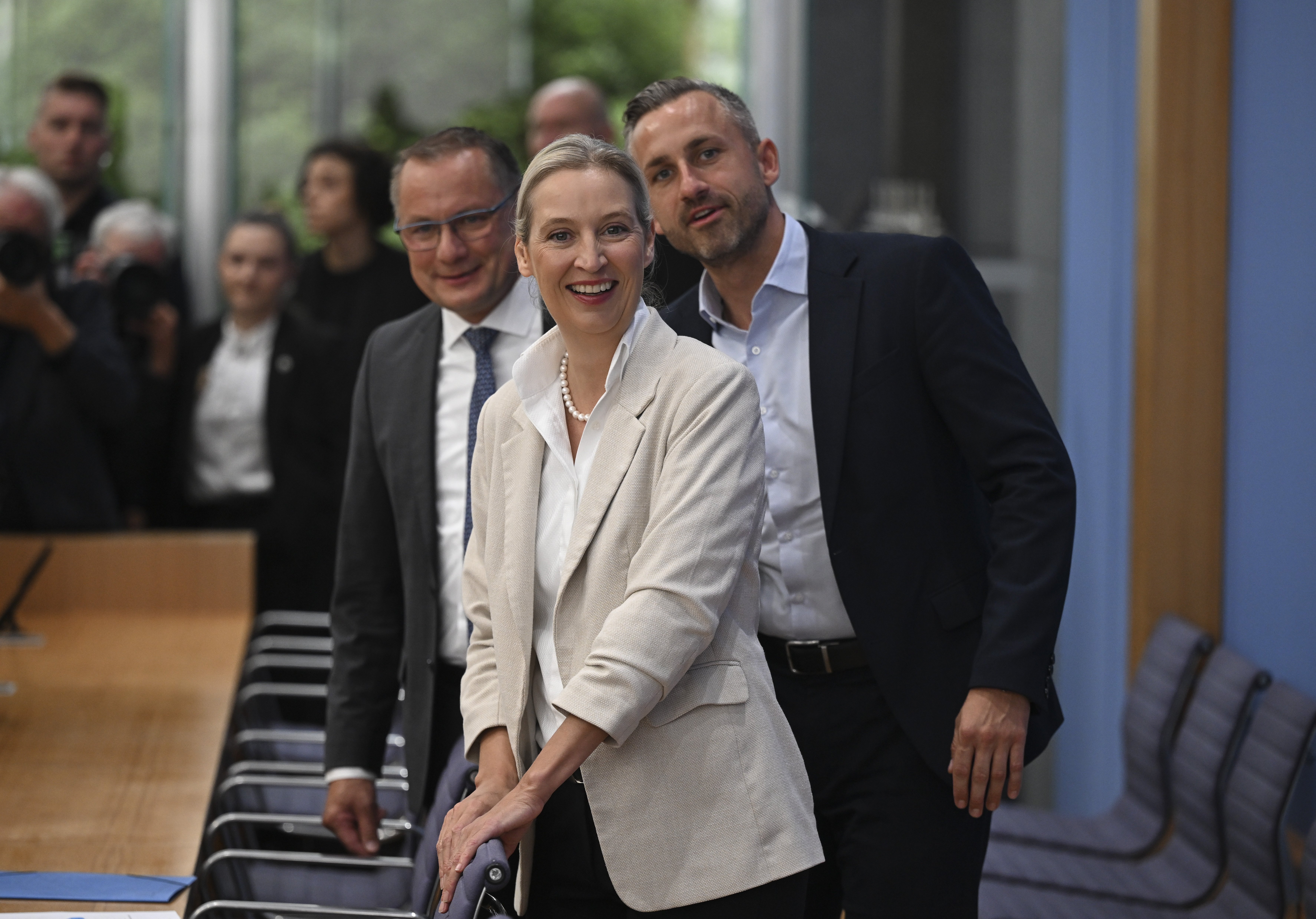 AfD caută parteneri după victoria care a cutremurat Germania. Planul extremei drepte pentru Saxonia-Anhalt