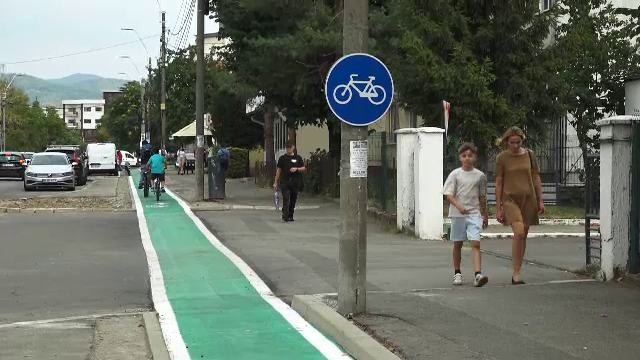Primăria Baia Mare, amendată cu 4.500 de lei pentru pista de biciclete deschisă fără avizul Poliției Rutiere