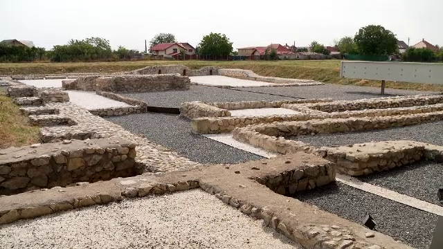 Castrul de la Potaissa a intrat în circuitul muzeului din Turda: ”Impresionantă ideea romană de acum 2.000 de ani”