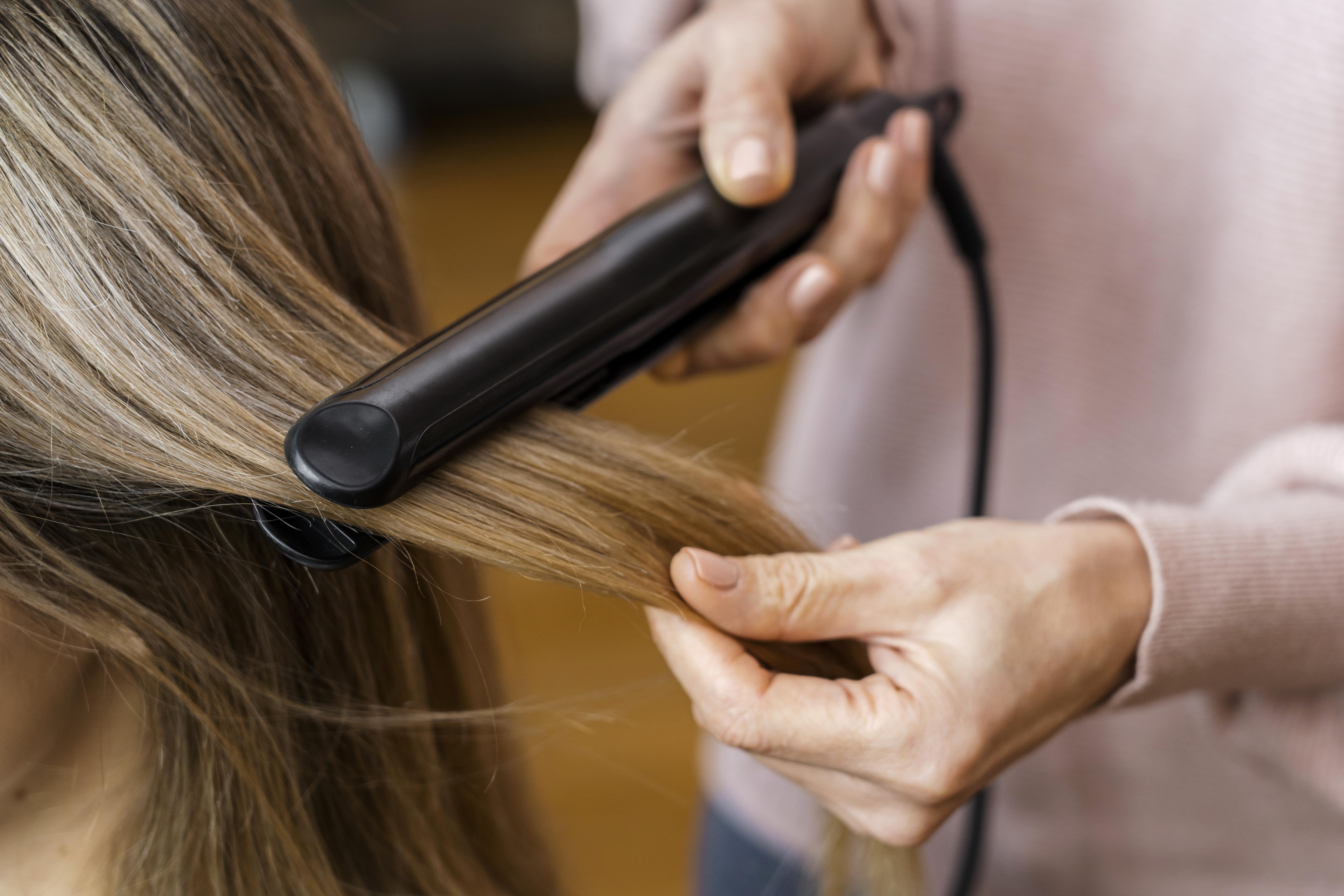 Un gigant din industria cosmetică, acuzat că ar fi ascuns riscuri de cancer. Un stat american a dat în judecată producătorul