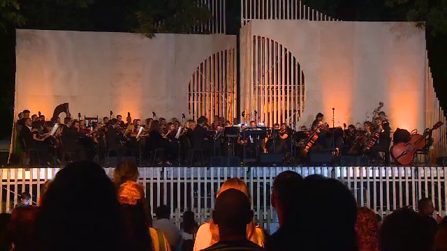 Cartierul Floreasca, scenă în aer liber. Cum au reacționat oamenii la concertul Orchestrei Operei Naționale în Parcul Verdi