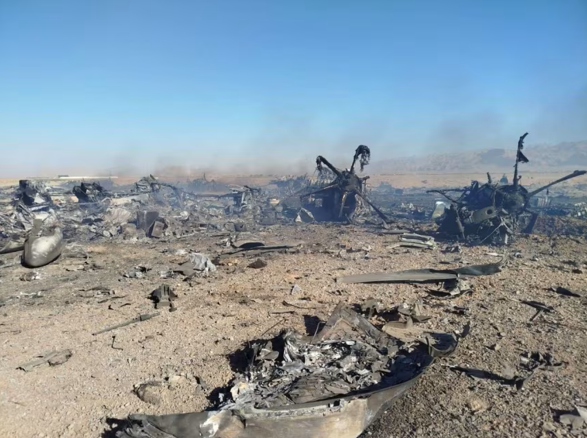 Povestea incredibilă a pilotului american doborât în Iran. Și-a rupt coloana și brațul, dar a urcat rănit pe un munte