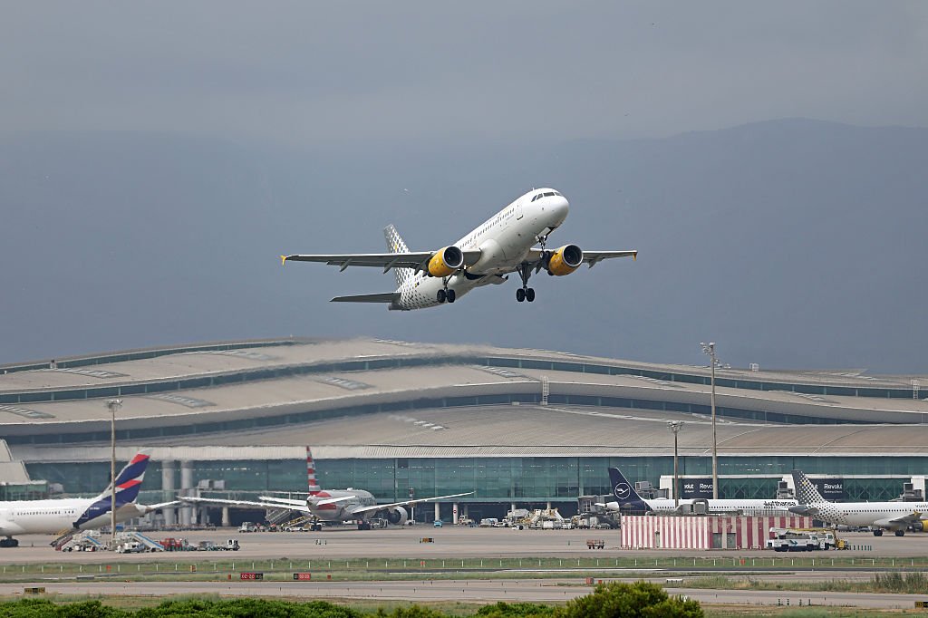 Prima companie aeriană din Europa împinsă spre faliment de creșterea costului carburantului, în urma conflictului din Iran