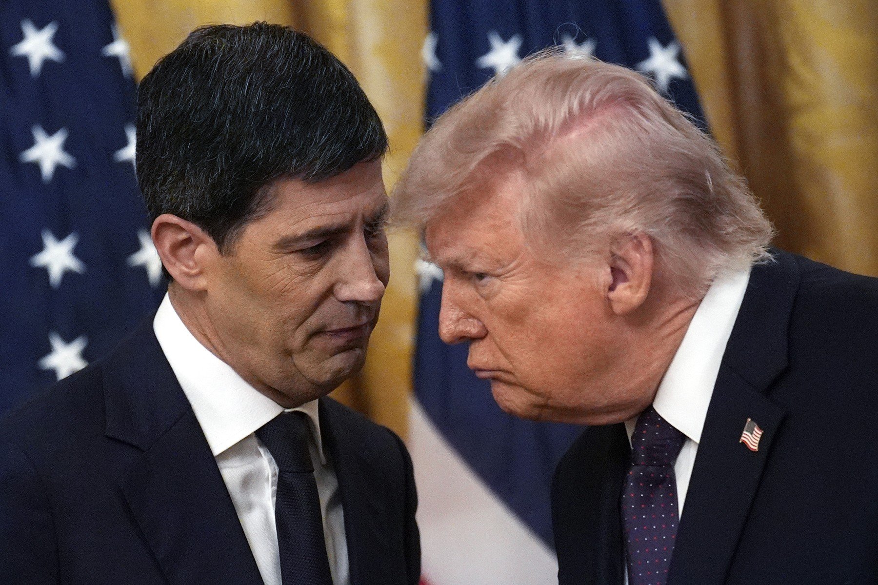 Trump, sfidat de omul numit chiar de el la conducerea Fed. Dobânda de politică monetară, majorată după mai bine de trei ani
