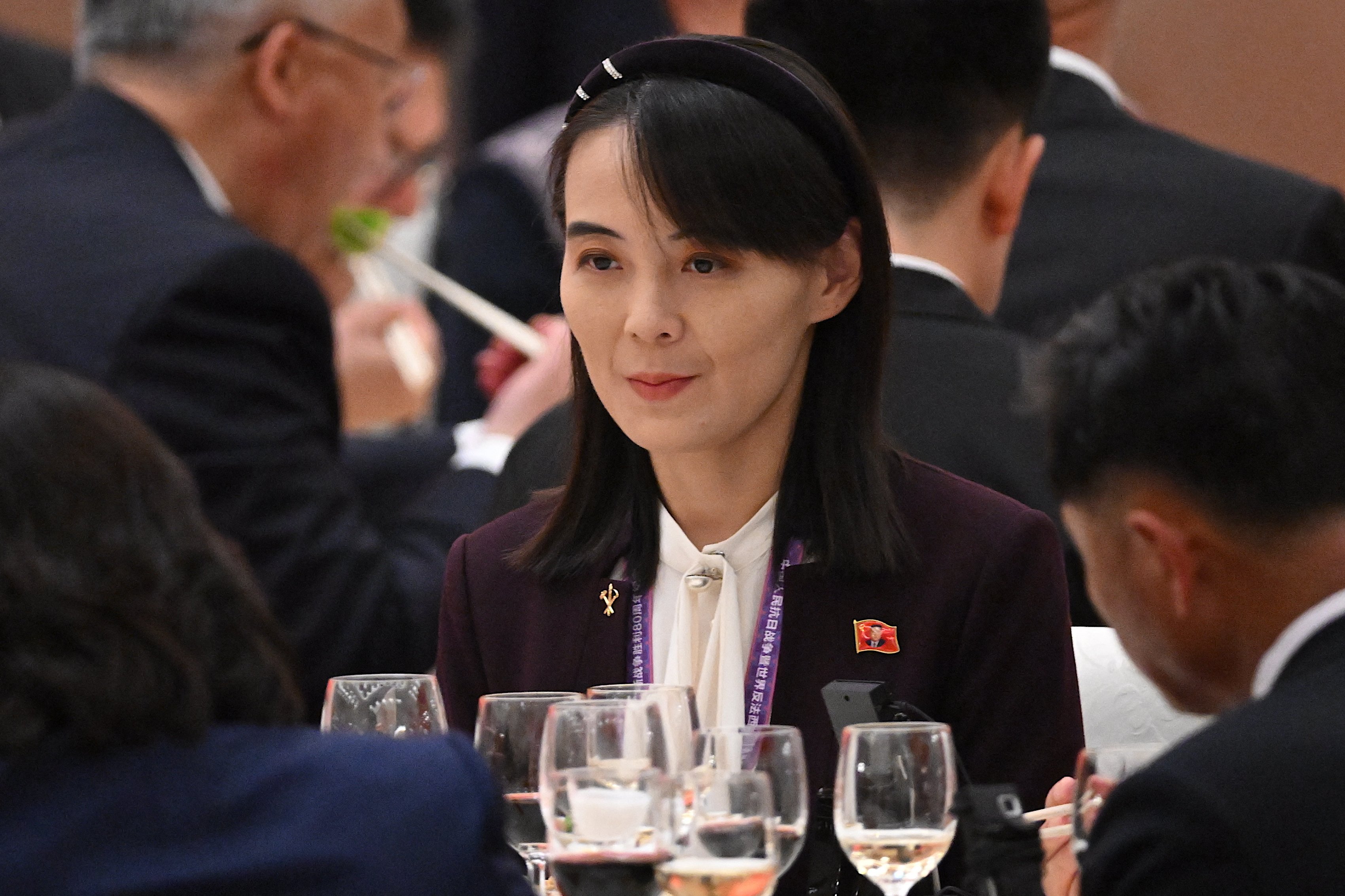 Sora lui Kim Jong Un i-a numit „imbecili” pe cei care cer denuclearizarea și a spus că arsenalul nuclear este permanent