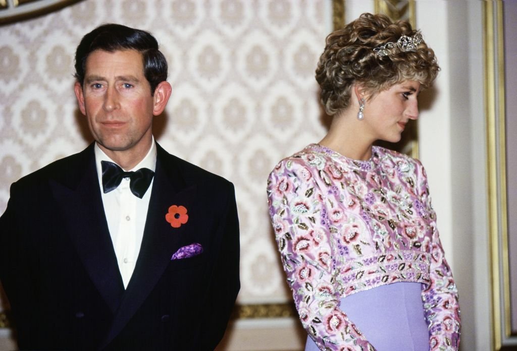 Noi dezvăluiri din memoriile fratelui Dianei reaprind conflictul cu Palatul Buckingham. Ce susține despre regele Charles