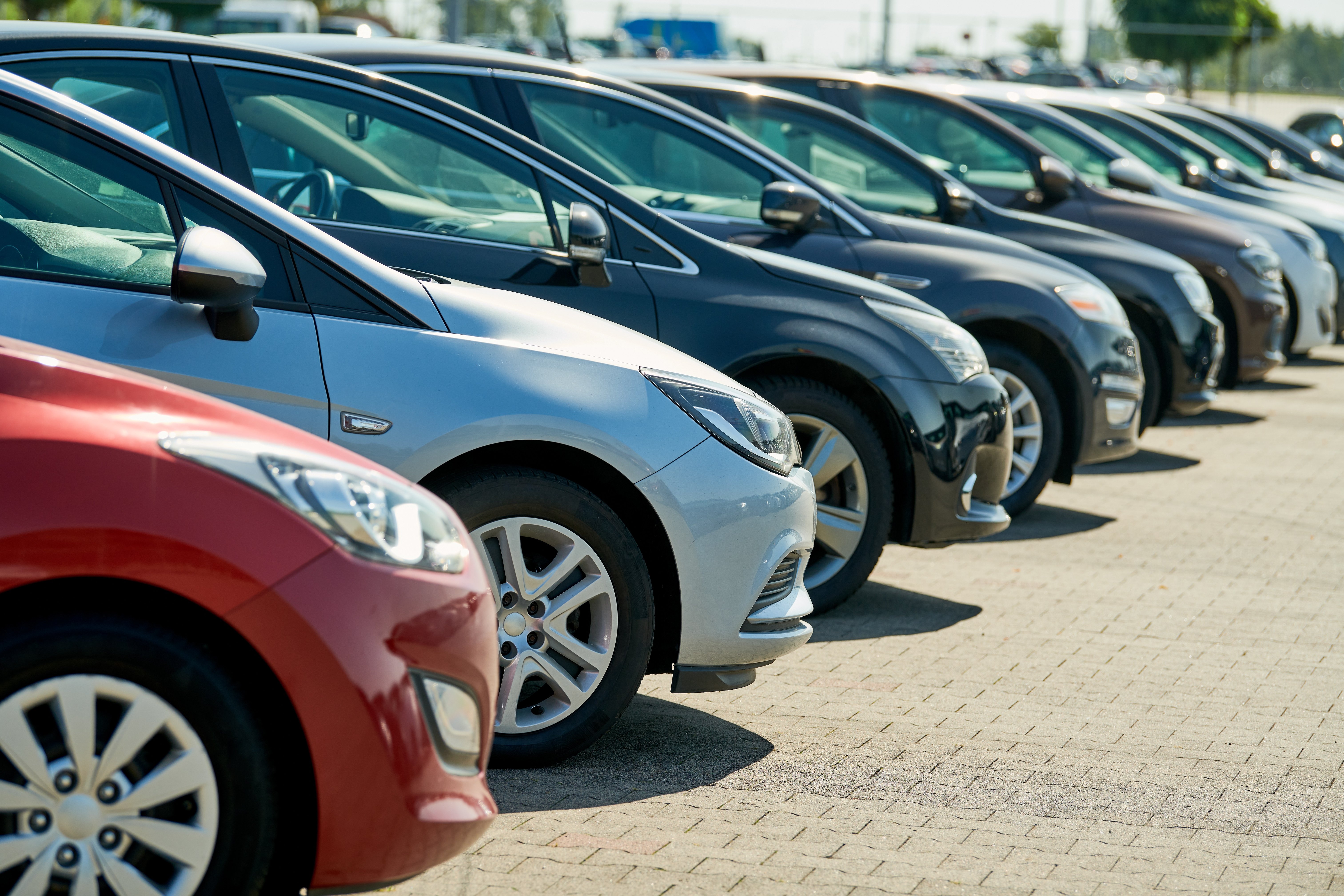 Un mecanic dezvăluie cele 5 mașini second-hand pe care le-ar cumpăra fără ezitare. Ce au în comun cele cinci modele