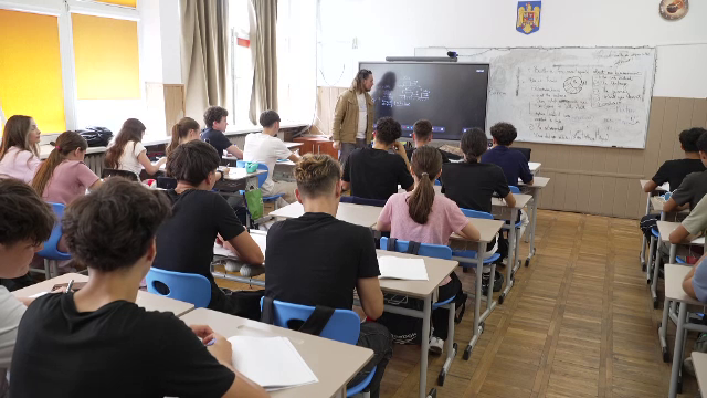 Criză de profesori, la două săptămâni de la începutul anului. Sunt căutați studenți, pensionari și chiar absolvenți de liceu