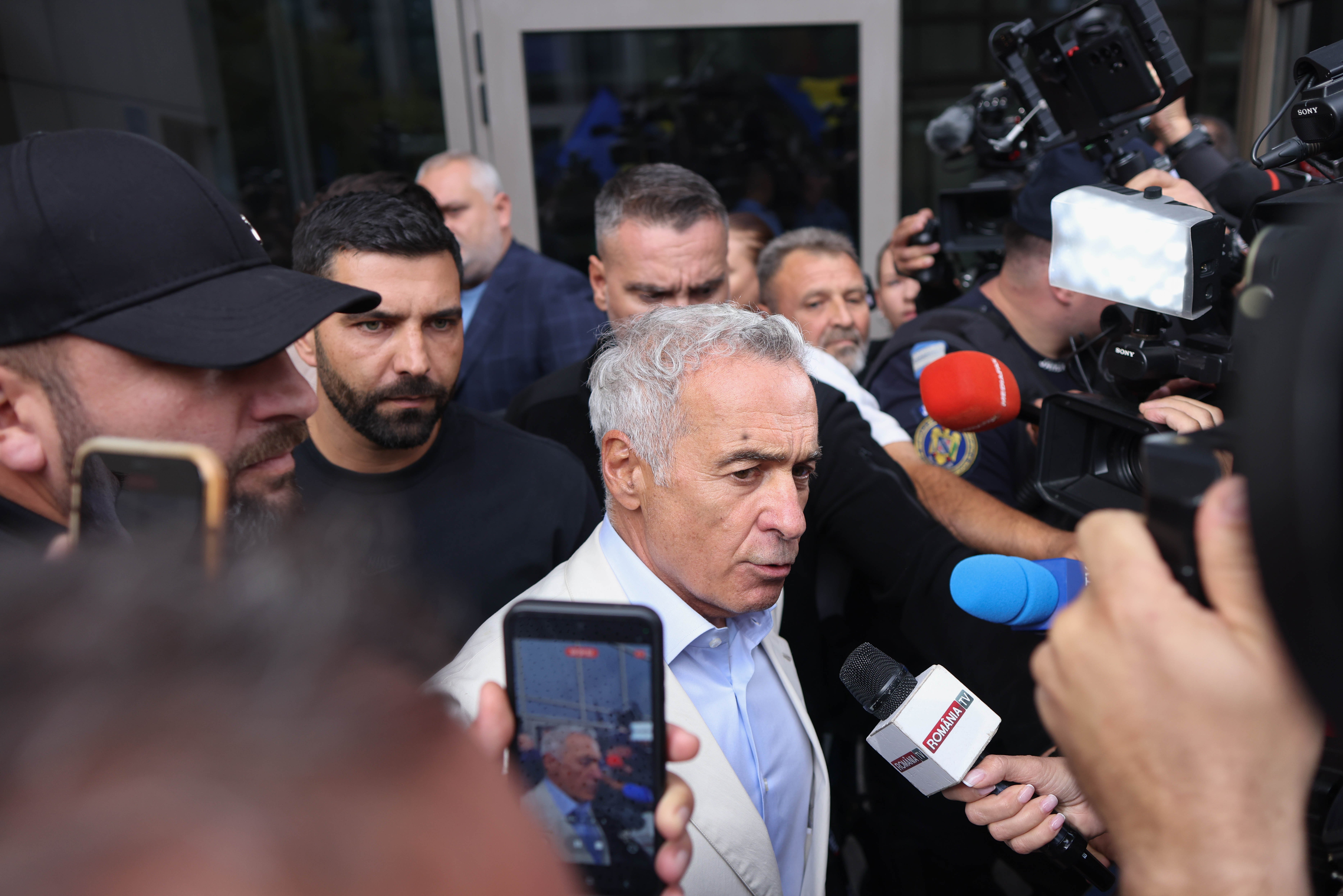 Călin Georgescu şi Horaţiu Potra, din nou în faţa instanţei. Procesul privind ordinea constituţională, luni la CAB