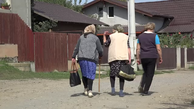 Două sate din Mureș, fără transport în comun de nouă luni. Localnic: „Foarte mulți au renunțat la locurile de muncă”