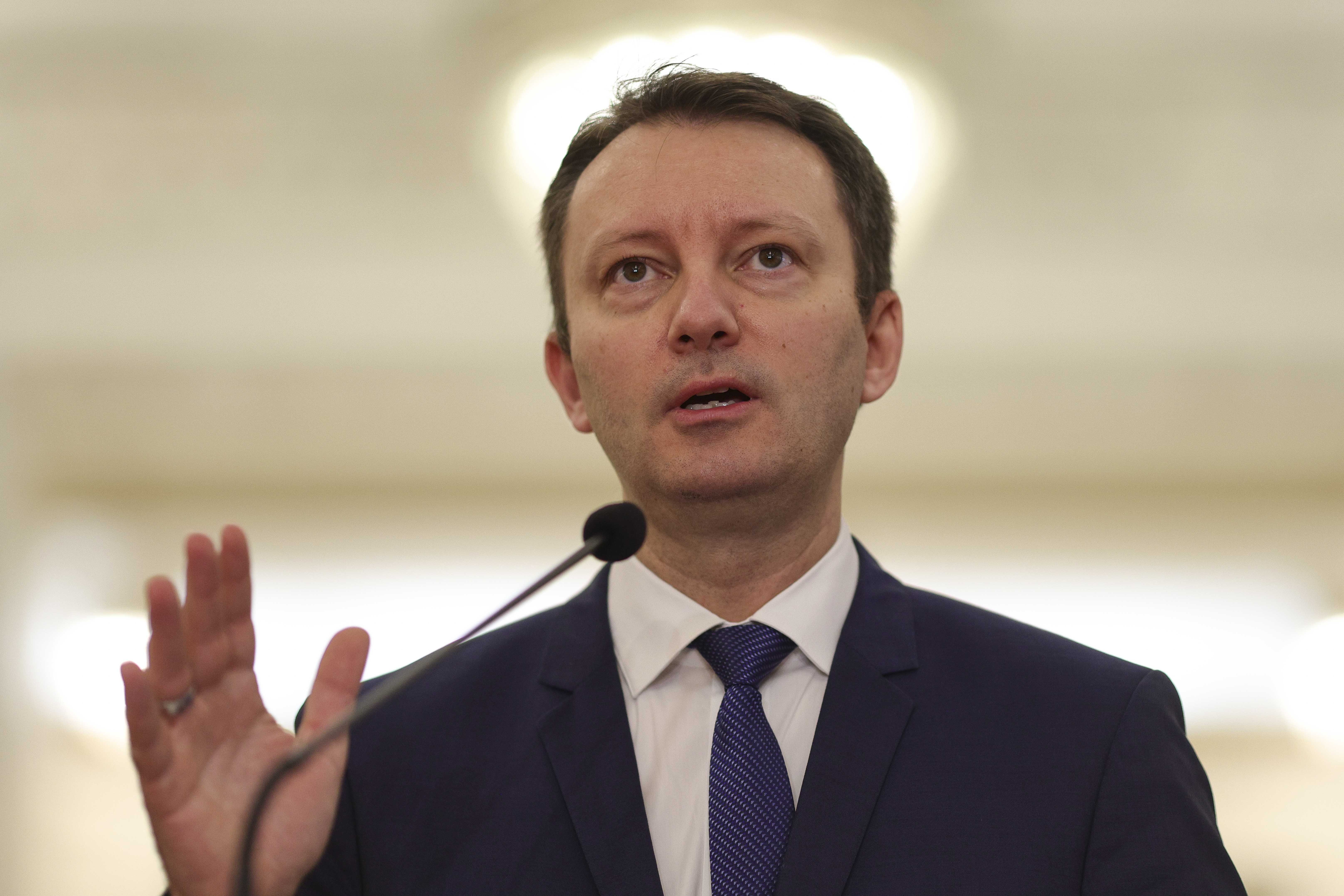 Siegfried Mureșan propune eliminarea cumulului pensiei cu salariul la stat și a pensionării anticipate în unele sisteme