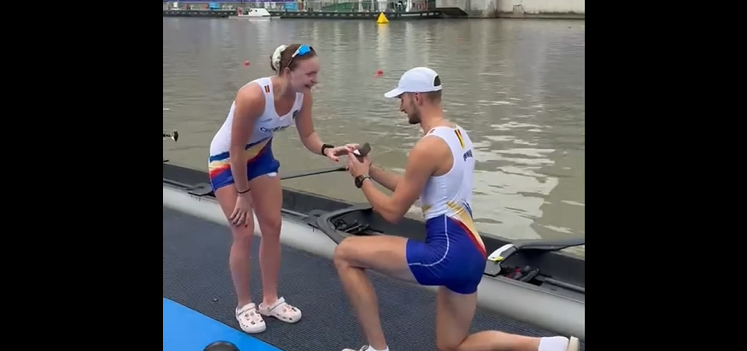 Un canotor român și-a cerut în căsătorie colega de barcă, la finalul cursei de la World Rowing Shanghai Sprints | VIDEO