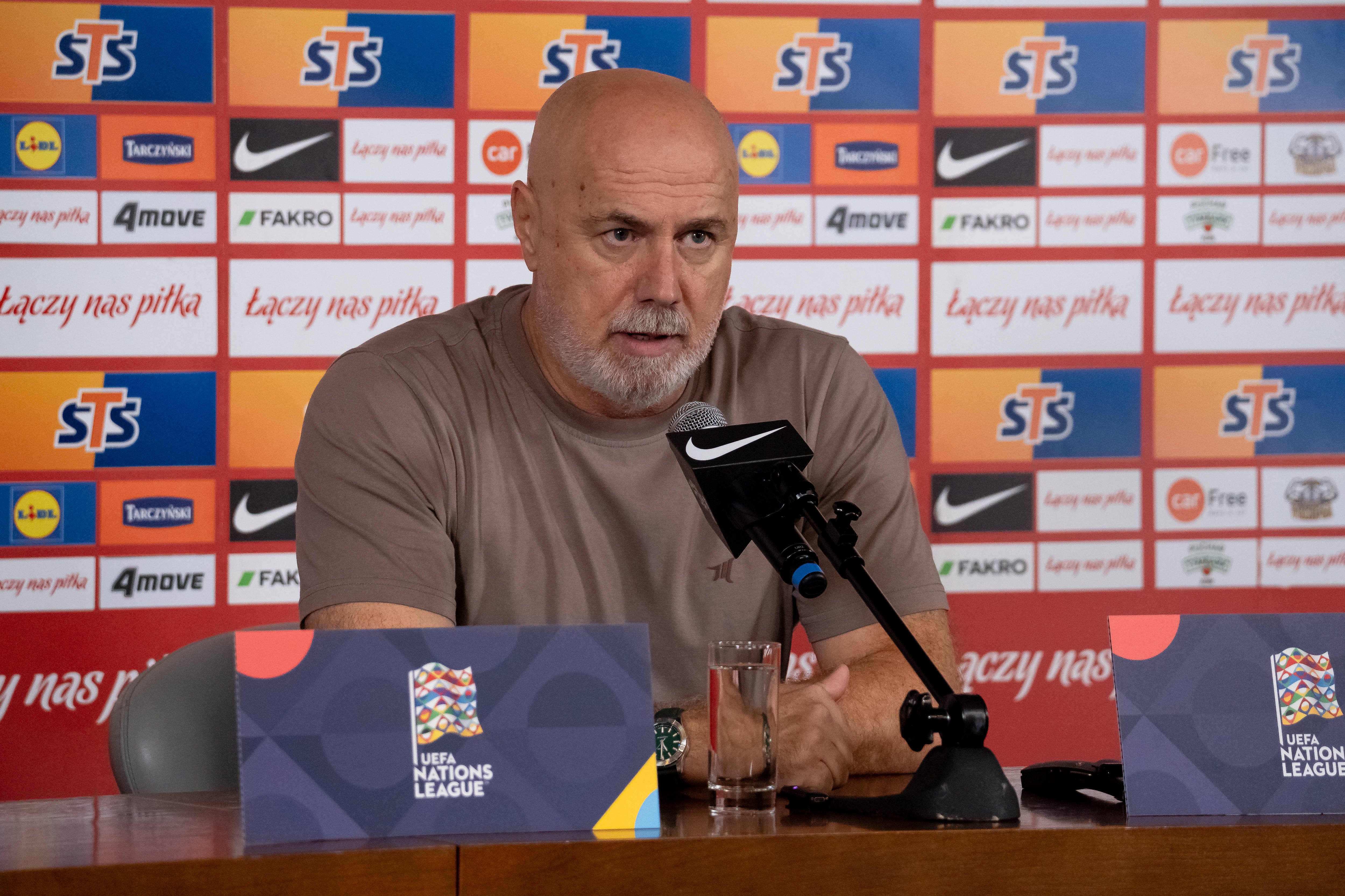 Selecționerul Bosniei-Herțegovina, înaintea meciului cu România: Nu există iubitor de fotbal căruia Hagi să nu-i fi fost idol