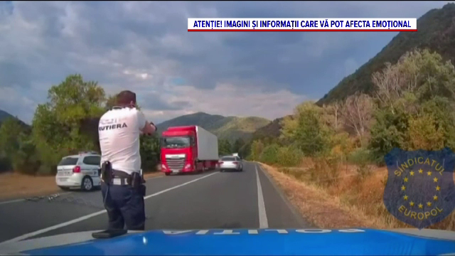 Momentul în care polițiștii l-au prins la Băile Herculane pe un tânăr căutat pentru peste 20 de infracțiuni rutiere