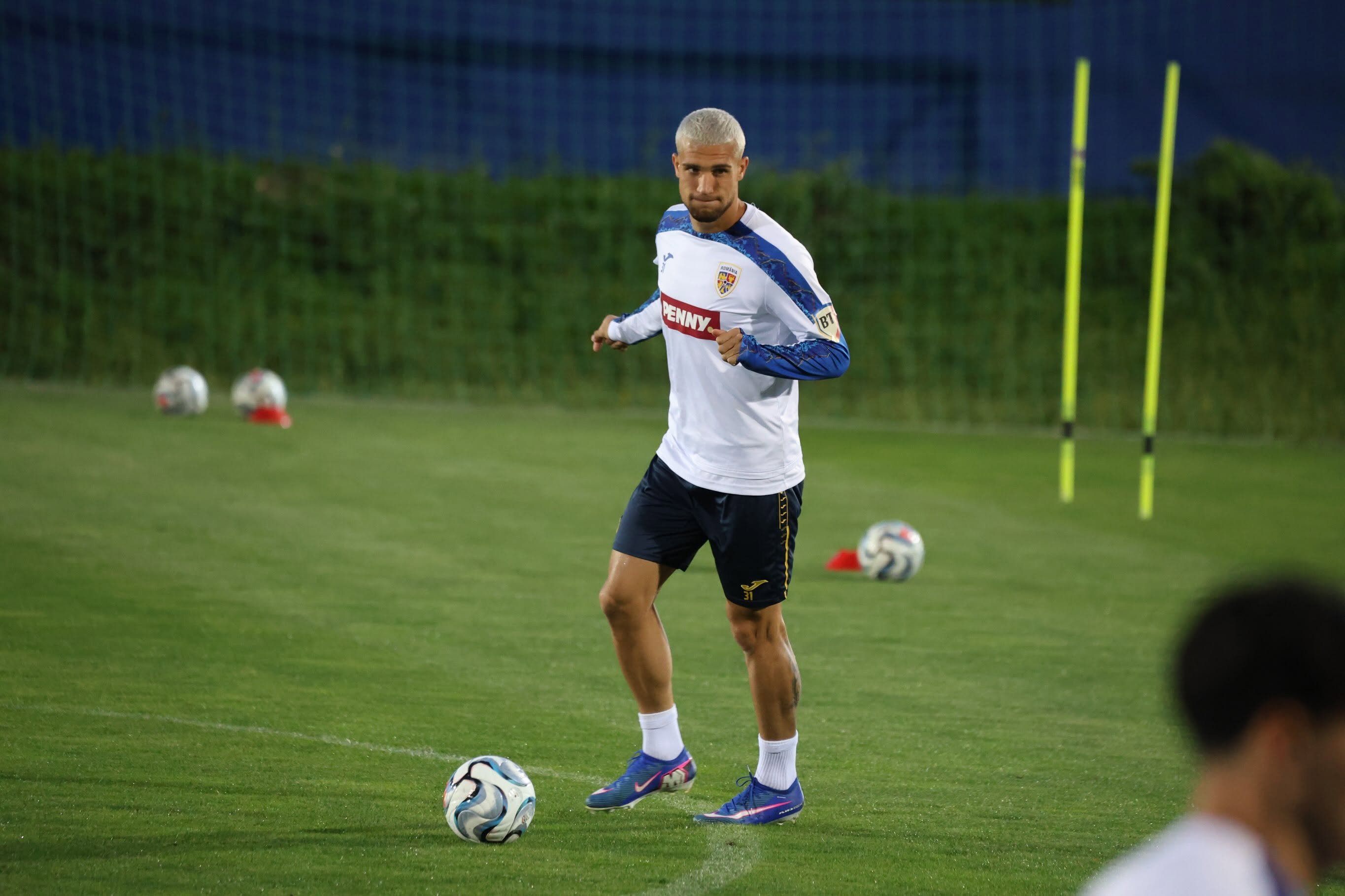 Daniel Bîrligea, după România-Bosnia (2-4): Trebuie să schimbăm ceva pentru că dacă jucăm aşa nu avem şanse