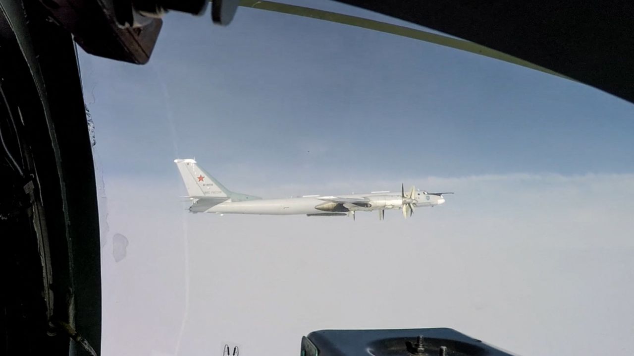 S-a prăbușit un bombardier strategic rusesc Tu-95. Există un singur supraviețuitor