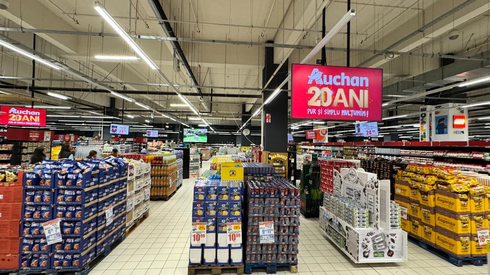 (P) 20 de ani de Auchan în România: o aniversare cu mii de oferte, beneficii pentru clienți și proiecte de solidaritate