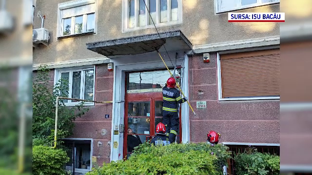 O femeie și fiul ei de 9 ani au fost loviți în cap de tencuiala desprinsă de pe un bloc din Piatra Neamț. Au ajuns la spital