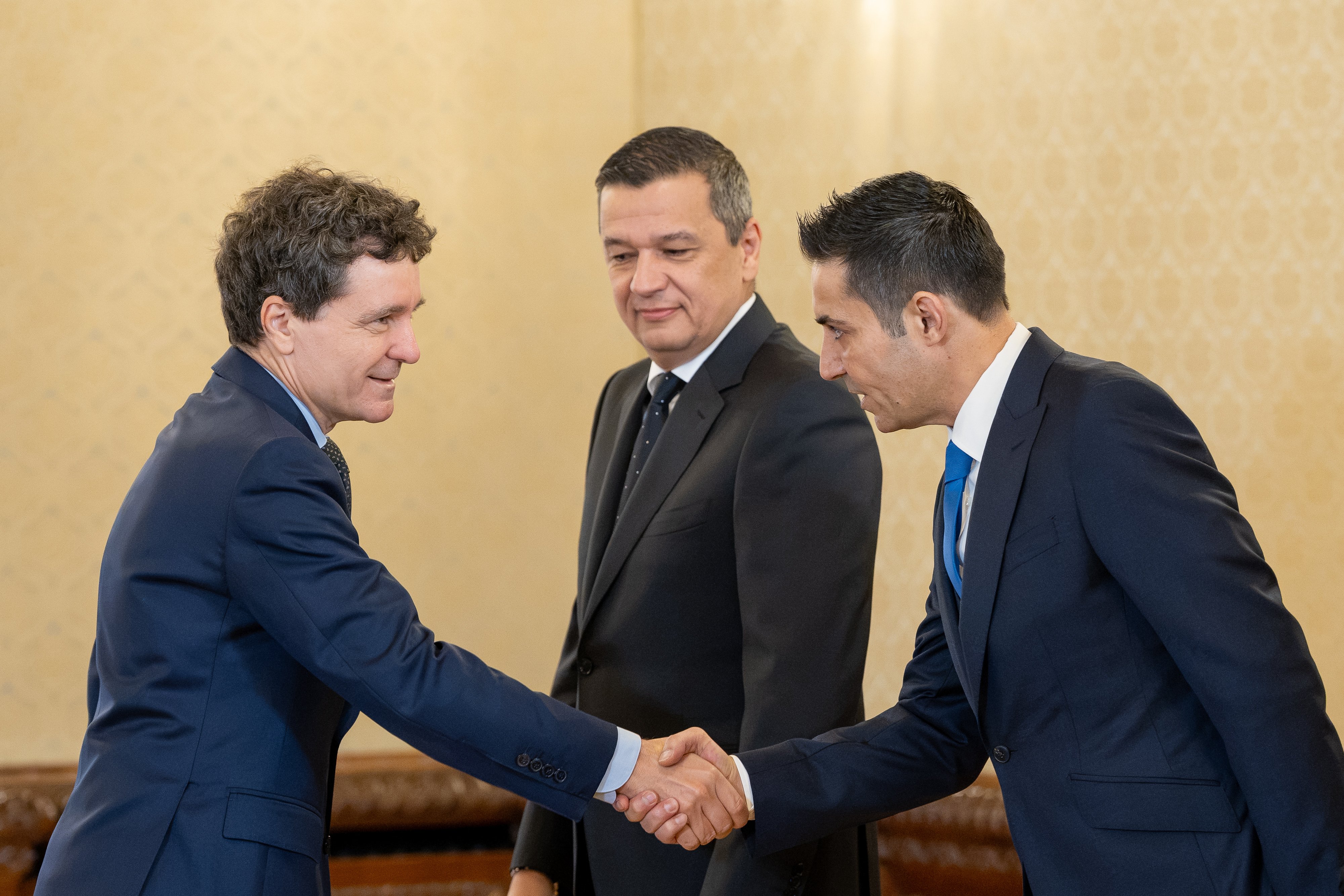 PSD face apel la toate partidele pentru o „schimbare de direcție”: „Guvern PSD sau guvern construit în jurul PSD”