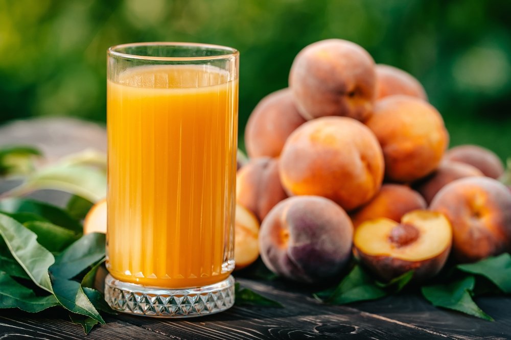 Nectar de piersici fără conservanți, făcut acasă. Rețeta simplă pentru iarnă
