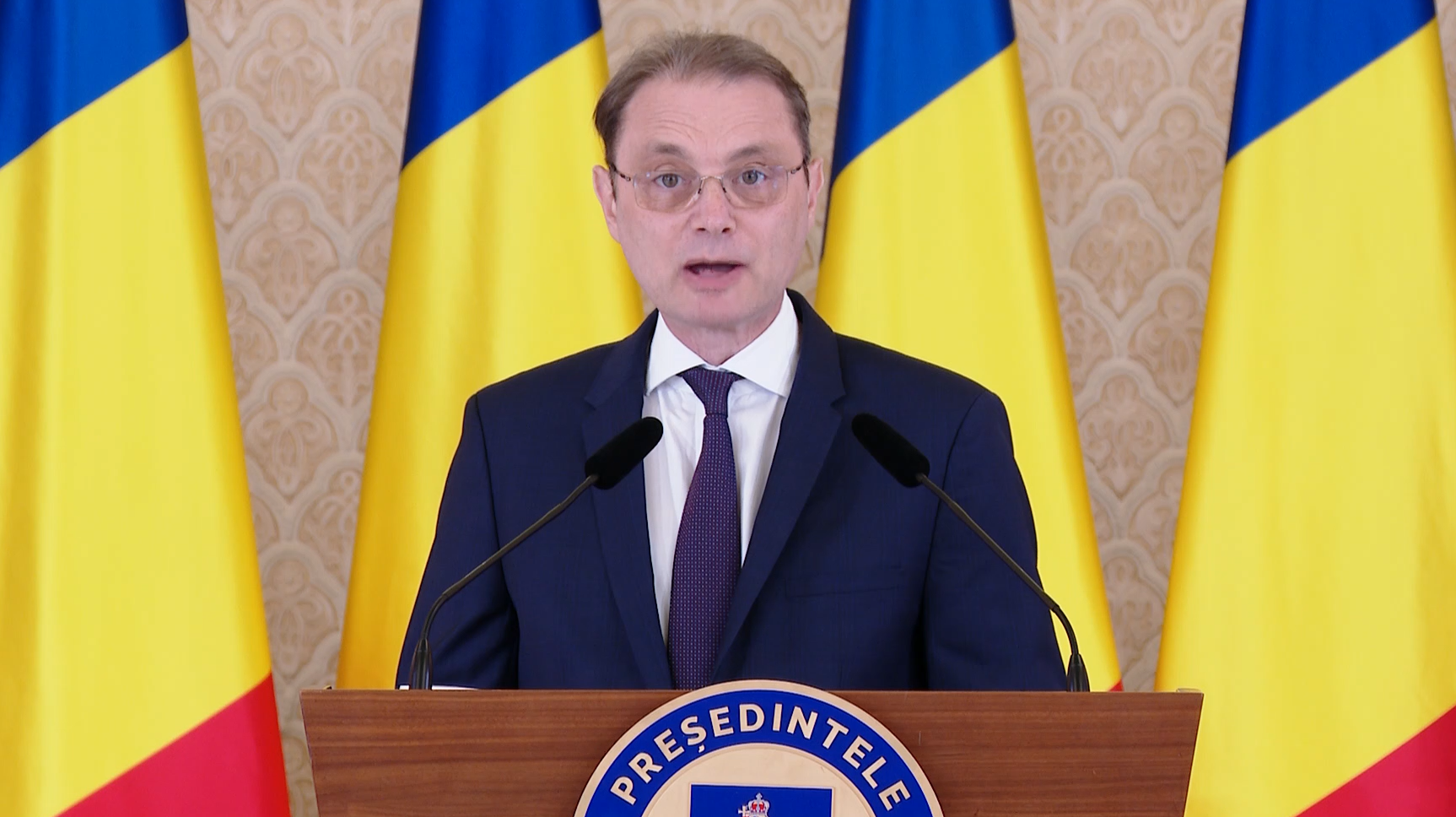 Luca Niculescu, prima reacție după desemnarea ca premier: „Nu pot promite miracole”. Ce le promite românilor