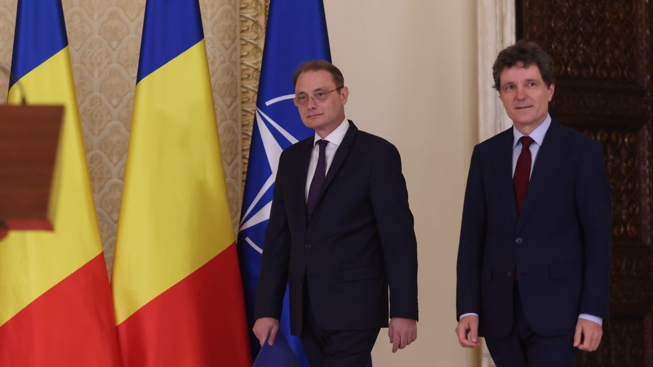 Luca Niculescu începe joi negocierile cu PSD, PNL și UDMR pentru formarea Guvernului