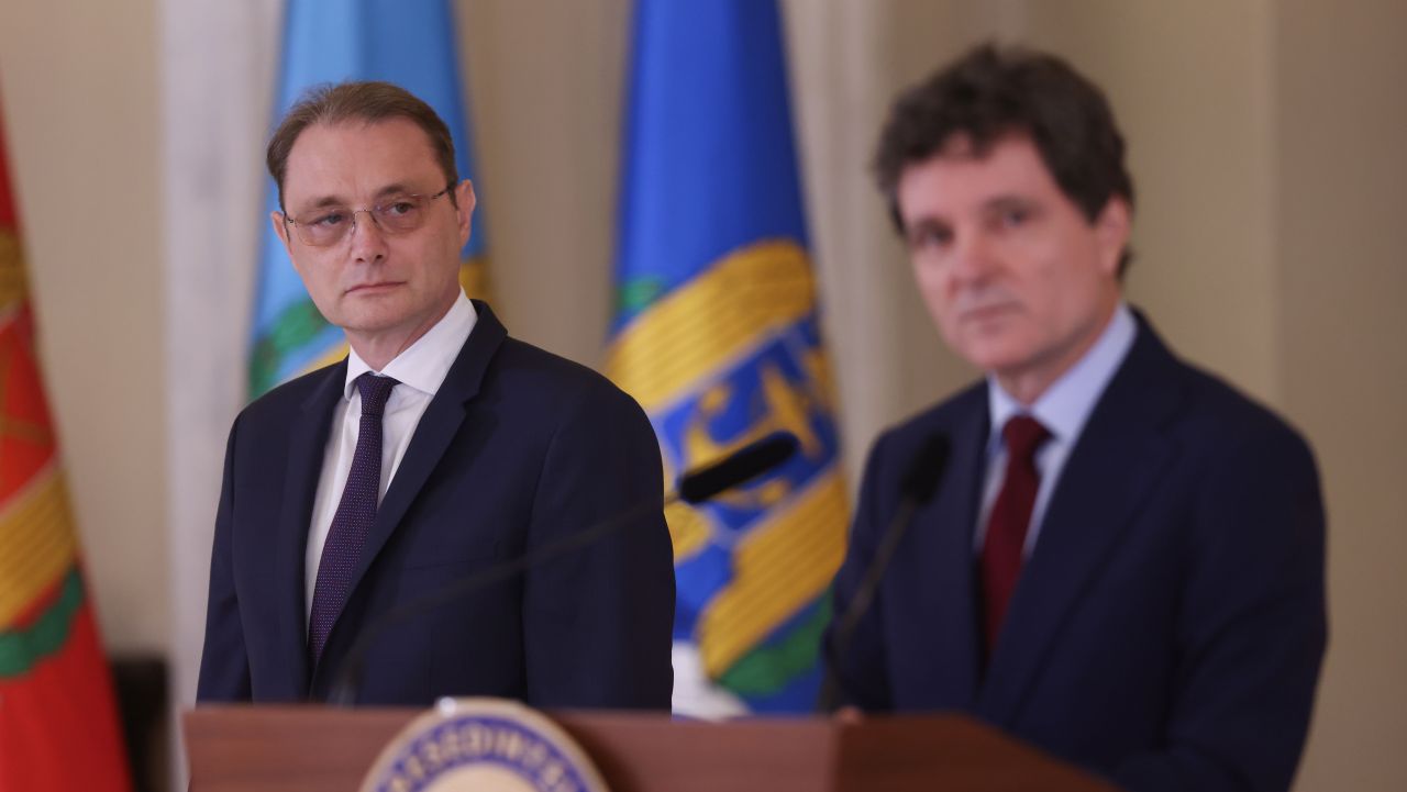 Curs oficial BNR după desemnarea noului premier: euro la un nou record istoric