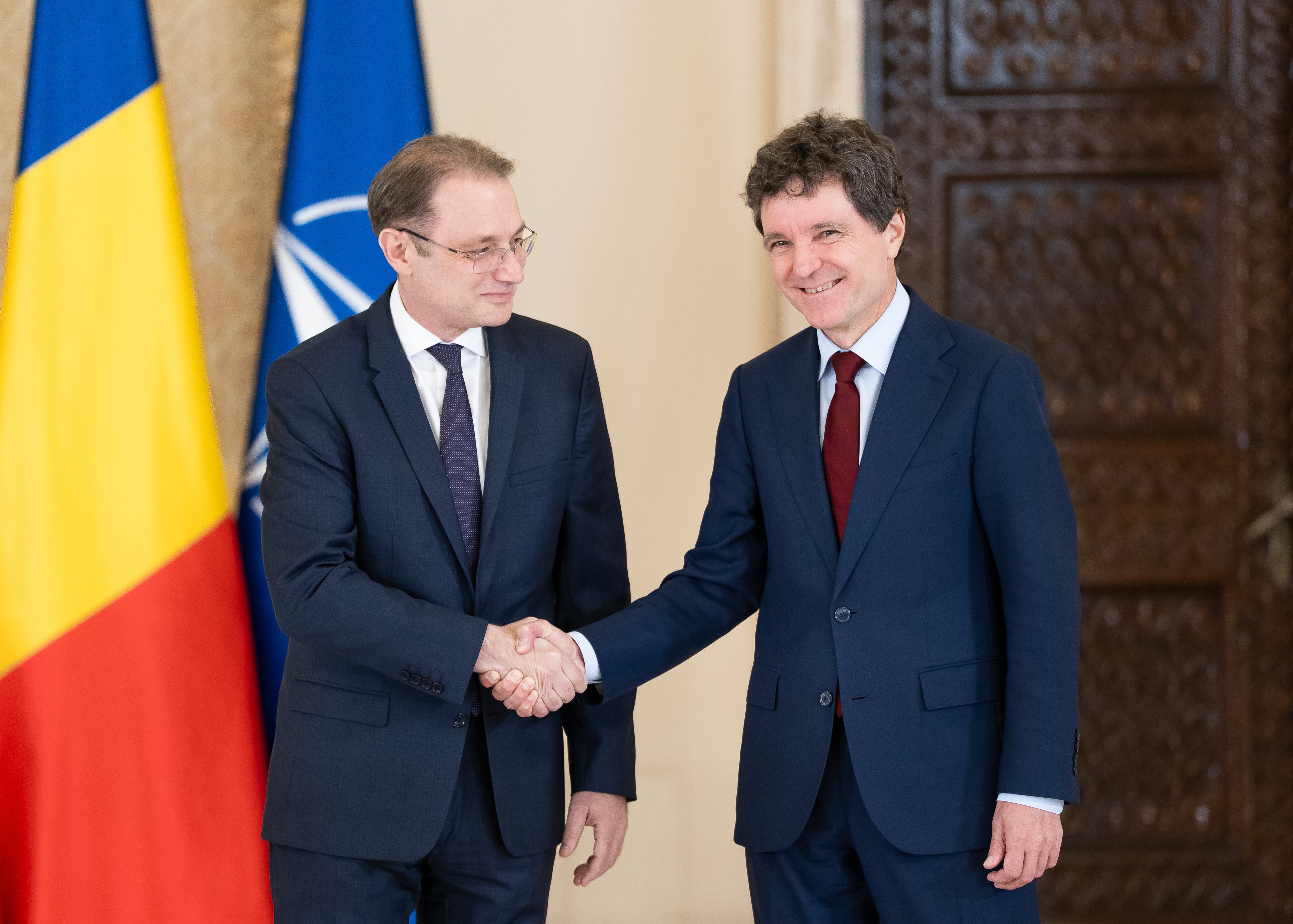 Un nou nume pentru Palatul Victoria, aceleași probleme în Parlament. Ce urmează după desemnarea lui Luca Niculescu