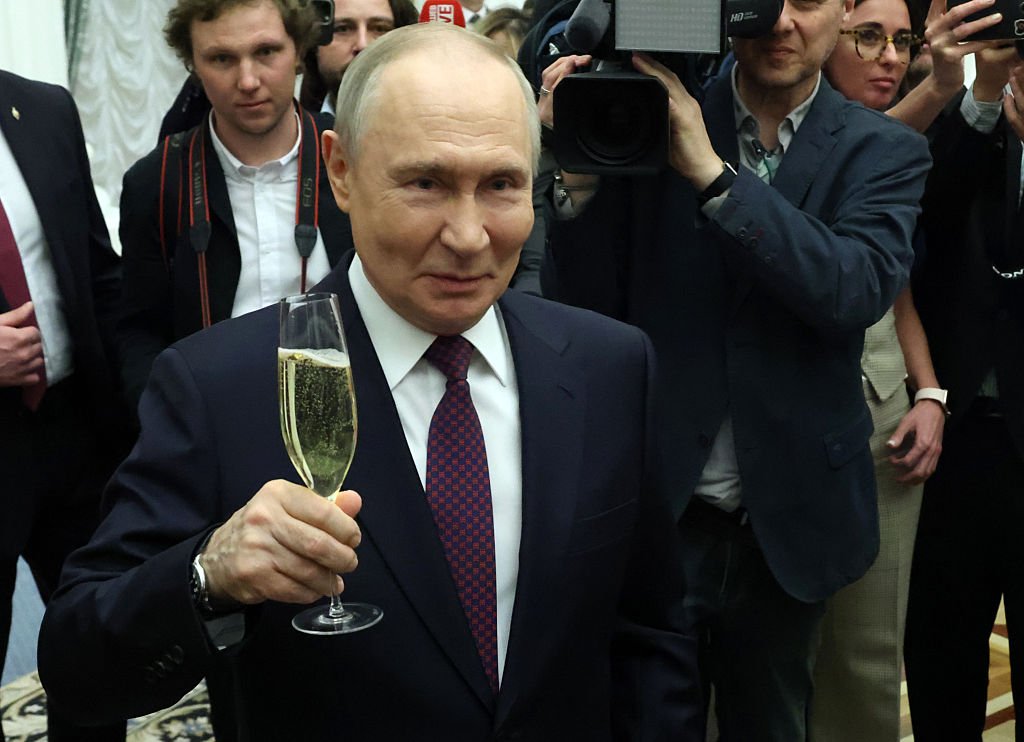 Zelenski: „Rusia sărbătorește ziua de naștere a lui Putin cu unul dintre cele mai abjecte atacuri ale sale”