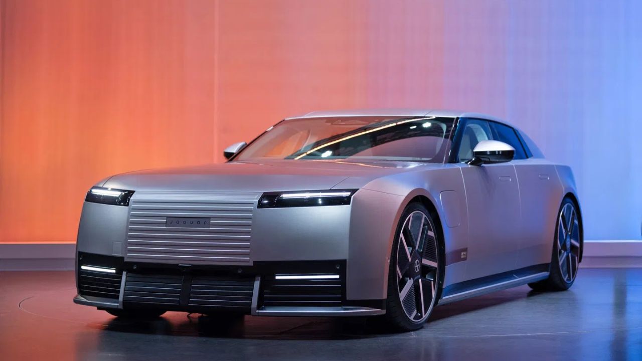 Jaguar lansează modelul electric Type 01, dar designul stârnește controverse