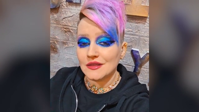 Ce s-a găsit la perchezițiile efectuate în salonul de tatuaje din Constanța, unde o femeie efectua ilegal intervenții estetice