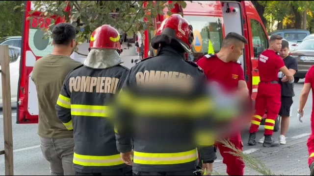 Femeie însărcinată, rănită într-un accident rutier în Timișoara. Soțul ei s-a izbit de o mașină într-o intersecție