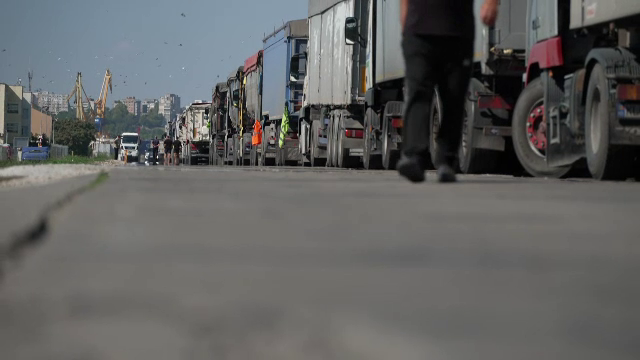 Aplicația TollRo s-a blocat din nou. Transportatorii au cerut suspendarea amenzilor până la 1 aprilie