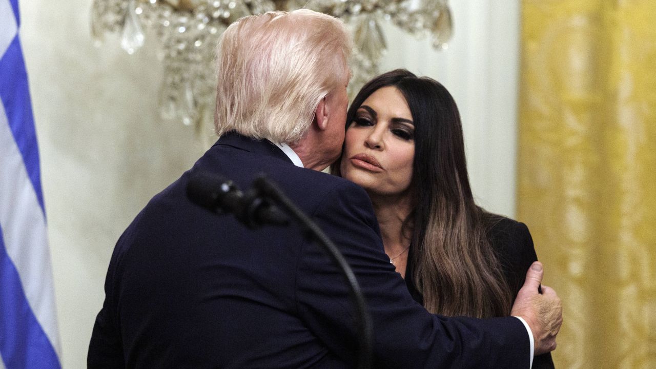 Trump ia în calcul demiterea ambasadoarei SUA în Grecia după acuzații grave