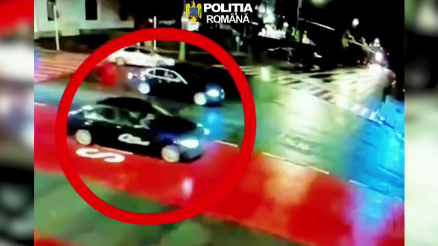 Cursă ilegală de mașini, încheiată cu un accident, în Brașov. Un pasager a fost grav rănit