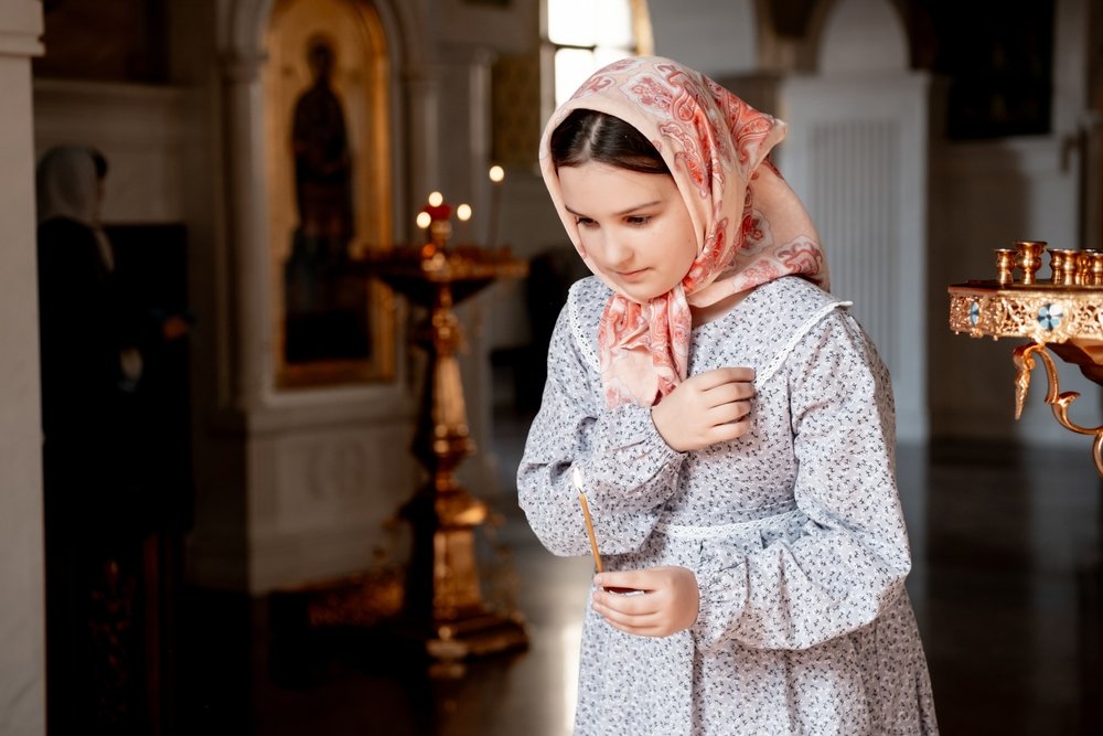 Rugăciunea pe care mulți o rostesc de Sfânta Parascheva. Cum să te rogi pe 14 octombrie pentru ajutor și împlinirea dorințelor
