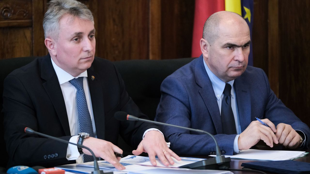 Lucian Bode atacă conducerea PNL: Guvernul are prea mulți miniștri dintr-un singur partid