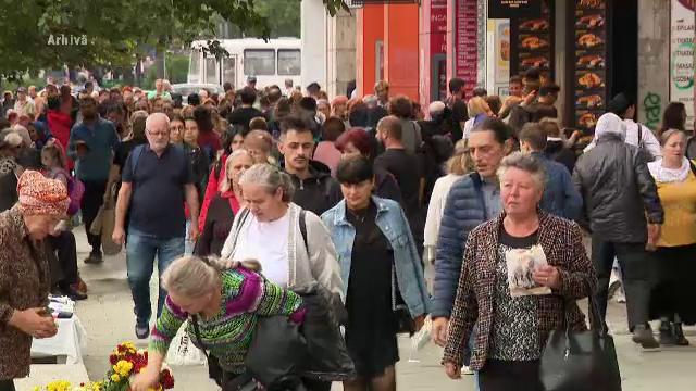 Noi reguli pentru banii din Pilonul II de pensii. Cât vor putea retrage românii din suma acumulată, din 2027