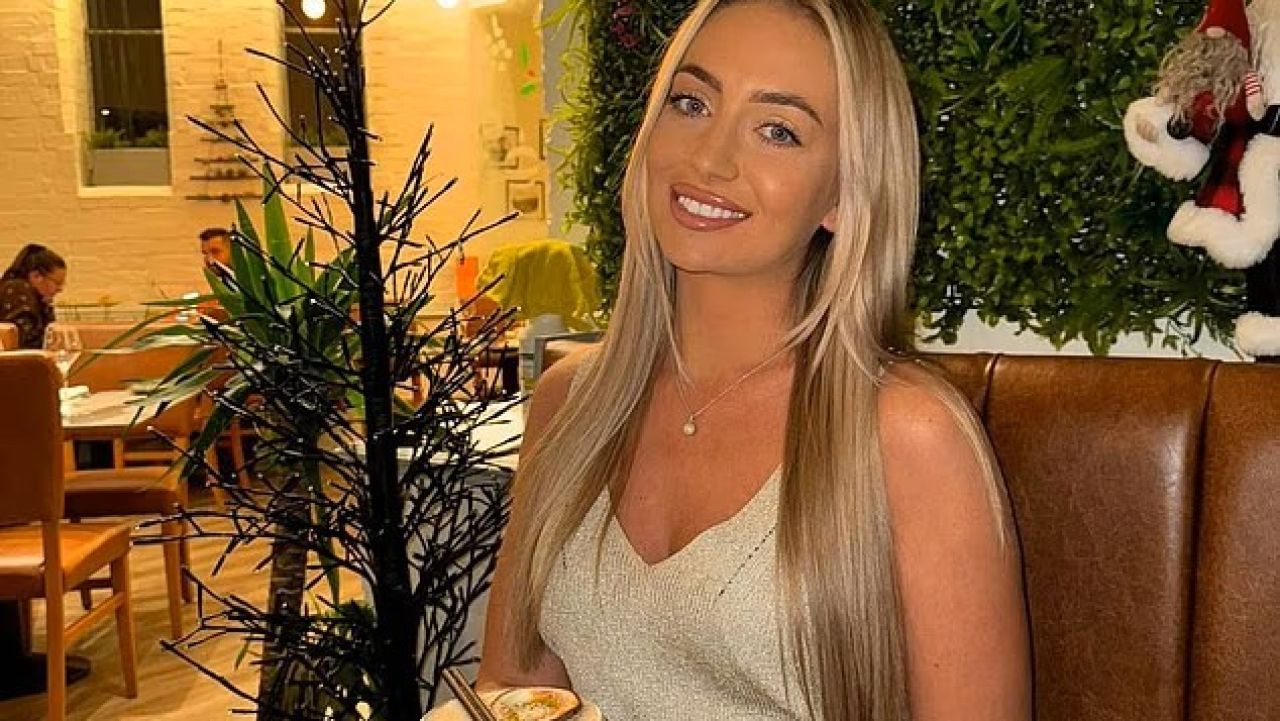 Femeie din Marea Britanie moare de melanom, după ani de bronzat la salon