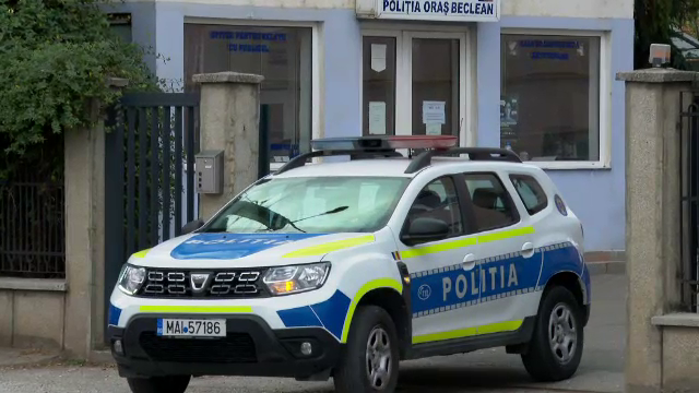 Bărbat de 37 de ani, reținut după ce a amenințat o tânără și a lovit un polițist. Agresorul nu avea nici permis
