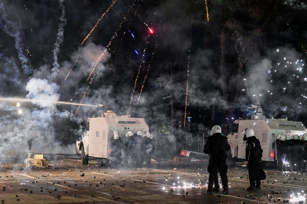 Proteste albania