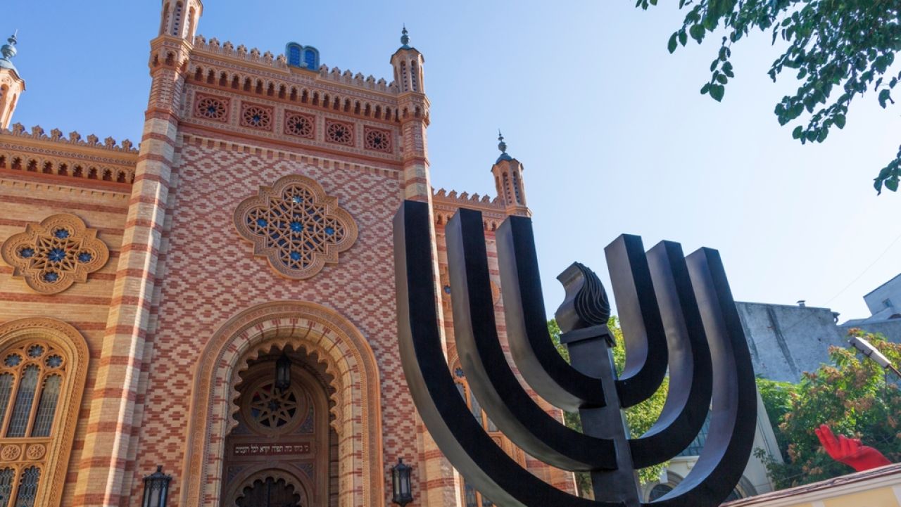 Templul Coral din București: istorie și arhitectură a sinagogii maure și bizantine